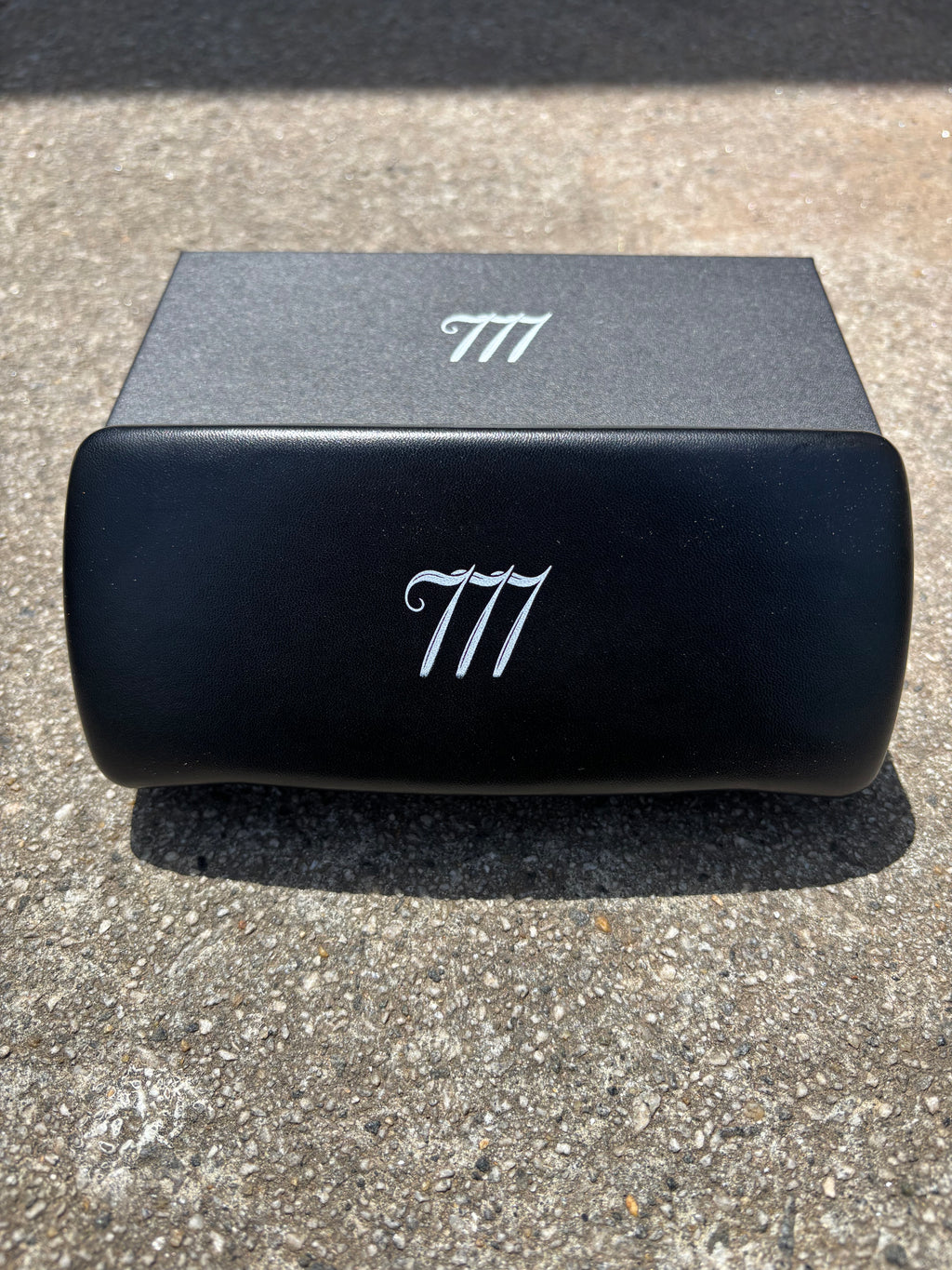 Black Blue Light Y2K 777 Frames